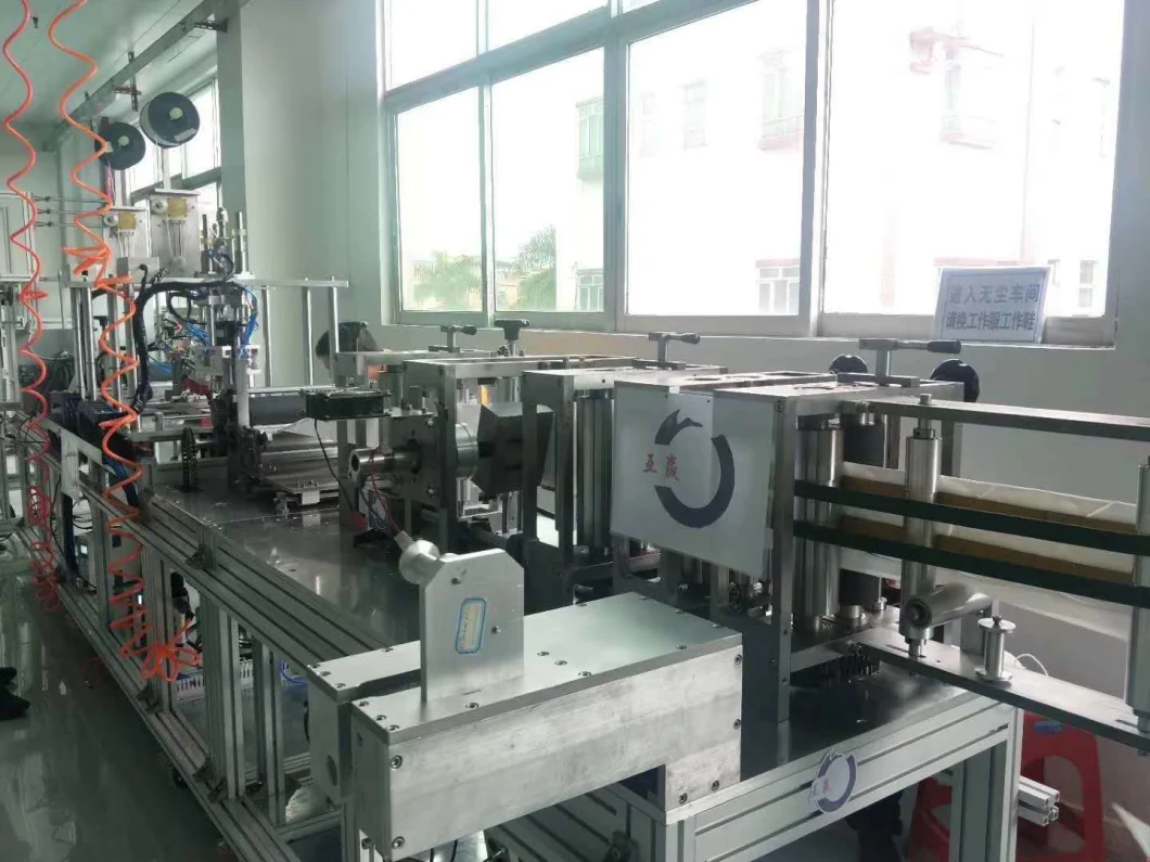 Fully Automated High Speed 3 Ply Disposable Flat Mask Material Cutting Machinery Mask Machinery