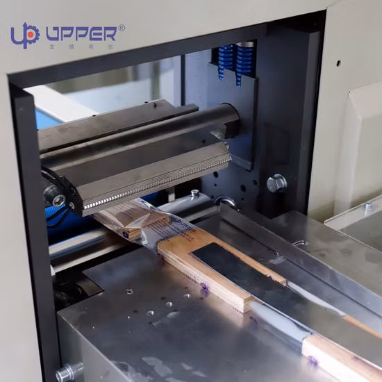 Автоматические машины для изготовления лицевых масок с внешней ушной петлей.